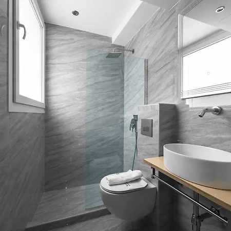 Factory Inn, Nilie Hospitality Mgmt Apartament *