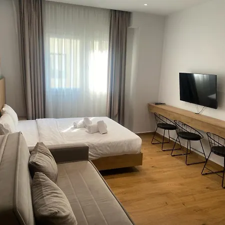 Factory Inn, Nilie Hospitality Mgmt Apartament *